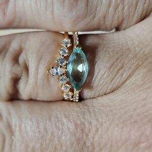 STERLING SWAROVSKI ROSE GOLD TURQUOISE STONE WITH CRYSTALS sz6